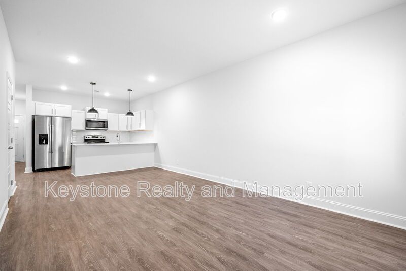 760 Tracy Lane Unit F-102 property image