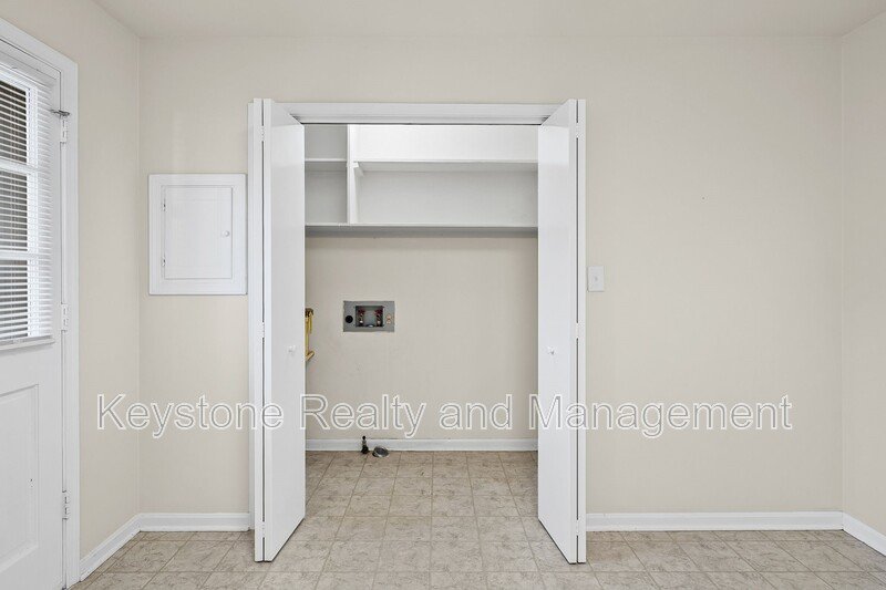 109 Holley Drive Unit B property image
