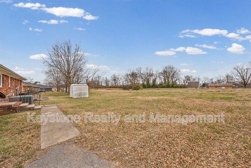 109 Holley Drive Unit B property image
