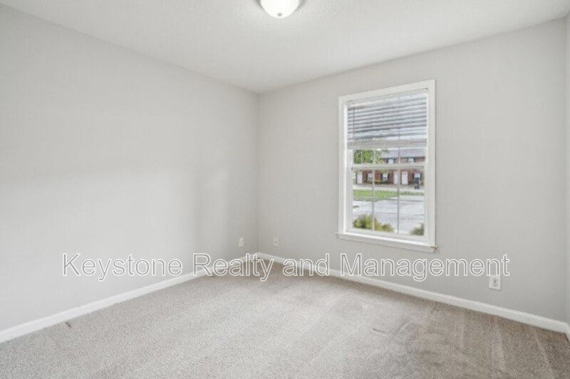 3301 Royster Lane Unit 105 property image
