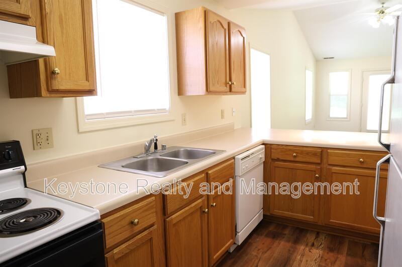 755 Sivley Road property image