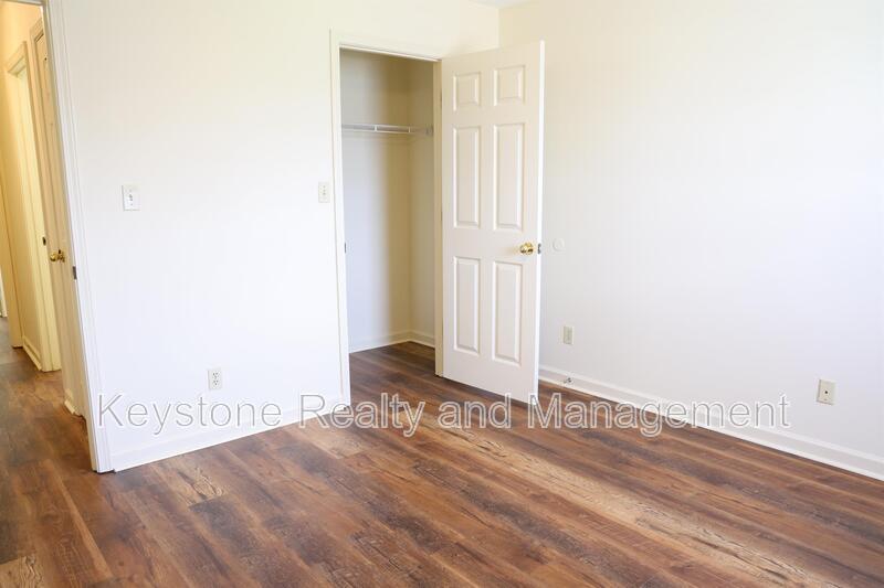 755 Sivley Road property image