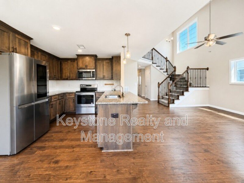 384 Wingfield Drive property image
