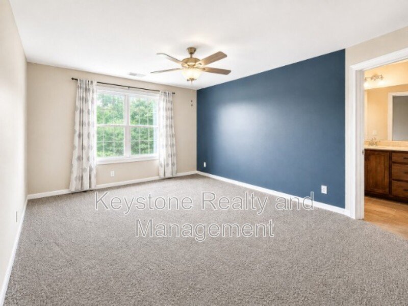 384 Wingfield Drive property image