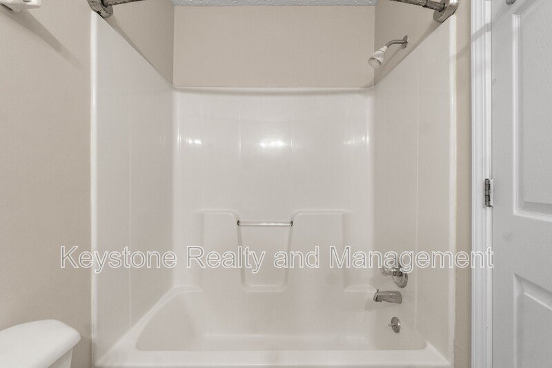 308 Thompsonville Lane Unit 805 property image