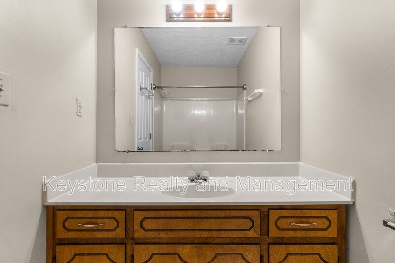 308 Thompsonville Lane Unit 805 property image