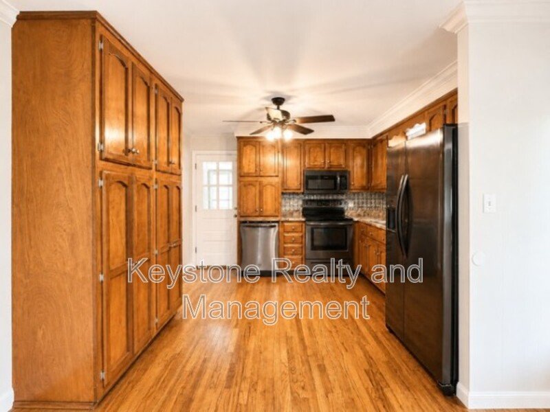 2111 Fleming Road property image