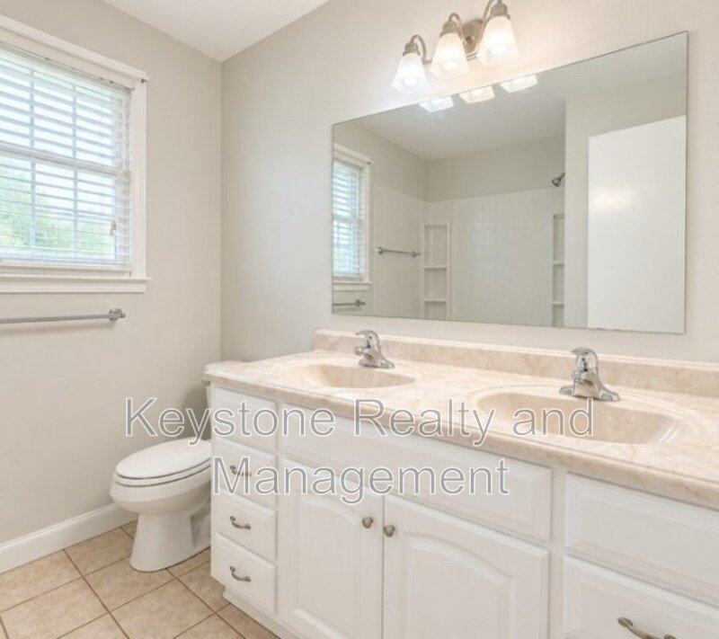 2111 Fleming Road property image