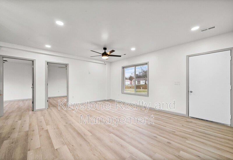 225 Military Road property image