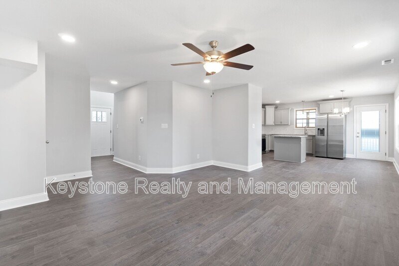 1093 Winesap Road property image