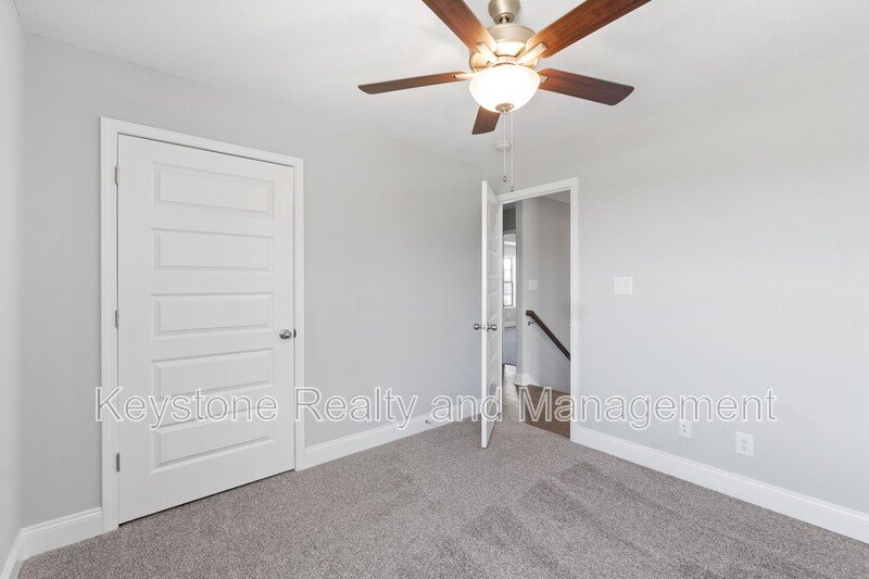 1093 Winesap Road property image