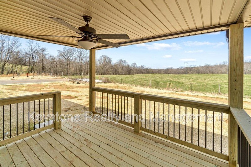 1093 Winesap Road property image