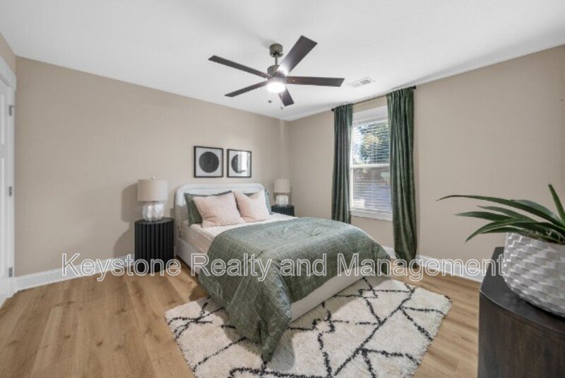 406 Juniper Way property image