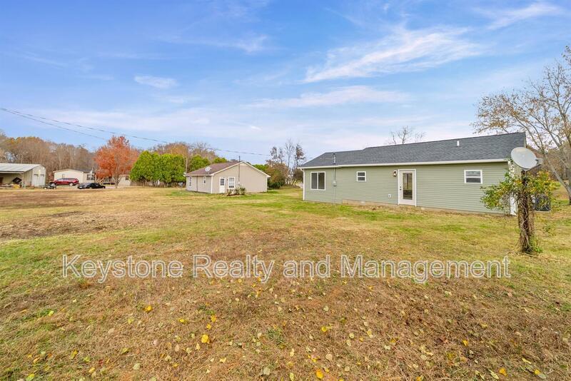 225 Military Road property image