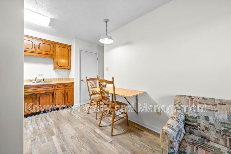 100 Laurel Cove Drive Unit 7 property image