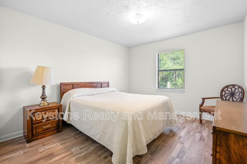 100 Laurel Cove Drive Unit 7 property image