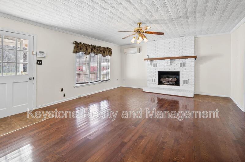 1340 Donelson Parkway property image