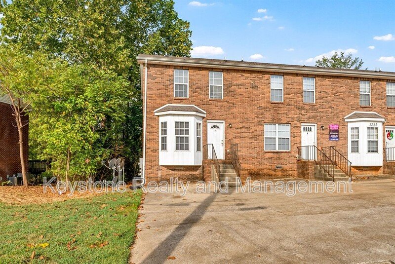 3252 Tower Drive property image
