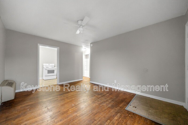 1525 Ferrel Street Unit 8 property image