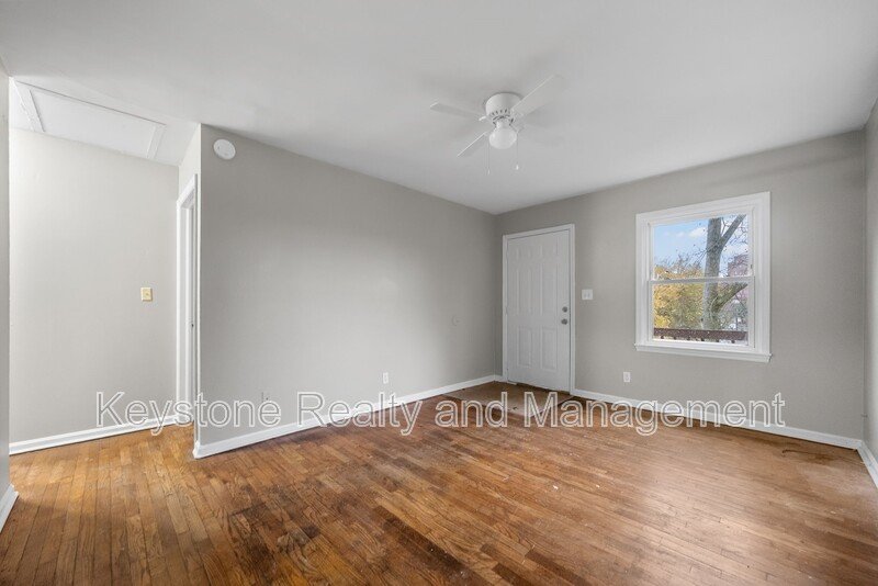 1525 Ferrel Street Unit 8 property image