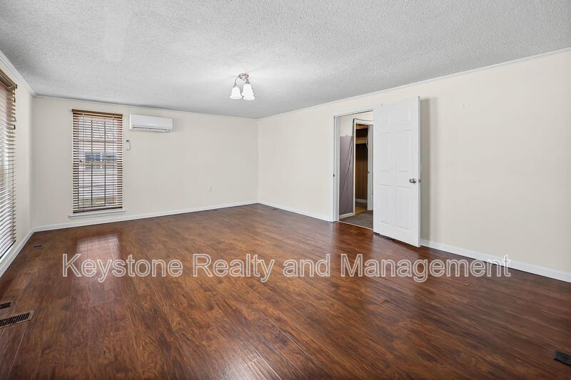 1340 Donelson Parkway property image