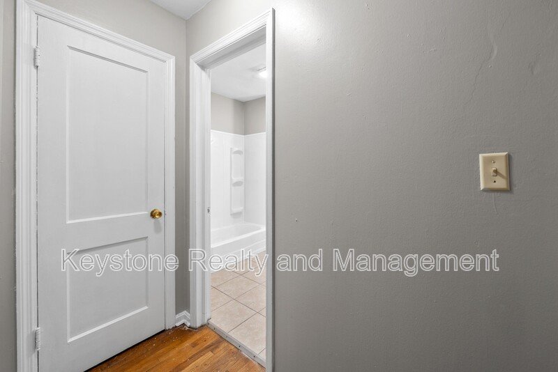 1525 Ferrel Street Unit 8 property image
