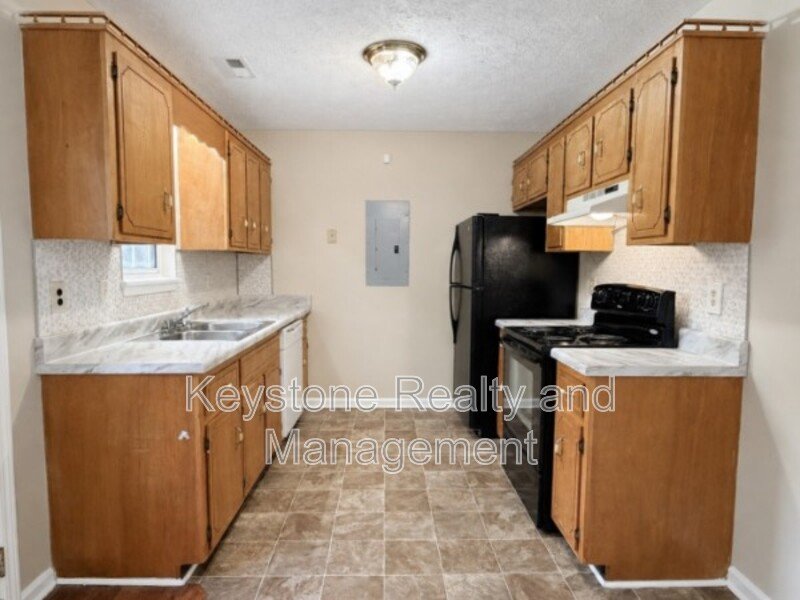 2050 Carneal Lane property image