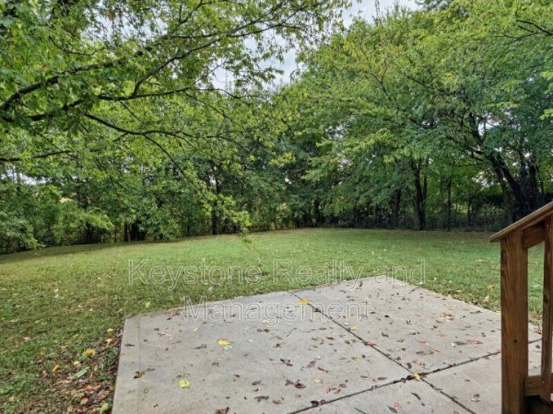 2050 Carneal Lane property image