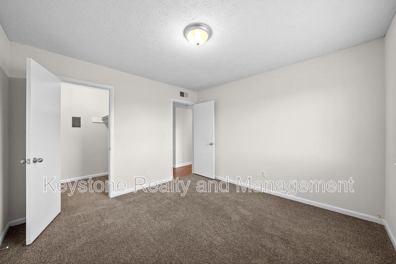 225 Clara Drive Unit 2B property image