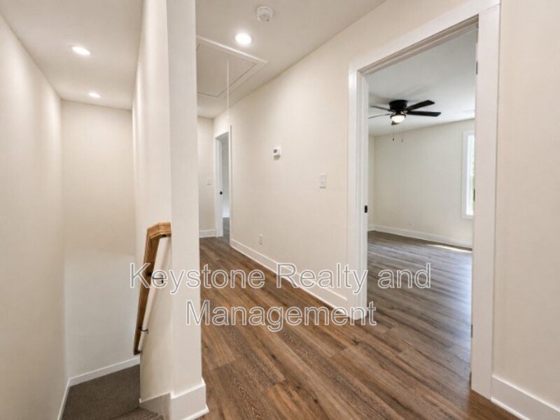 925 Ford Street Bedroom B property image