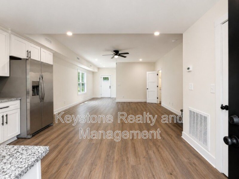 925 Ford Street Bedroom C property image
