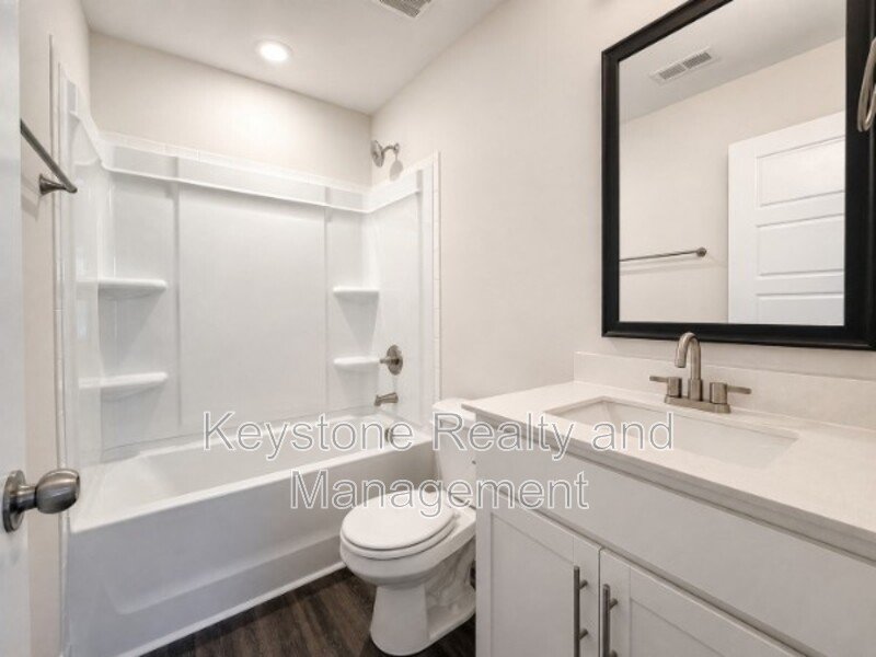 1205 W. Woodland Valley Lane property image