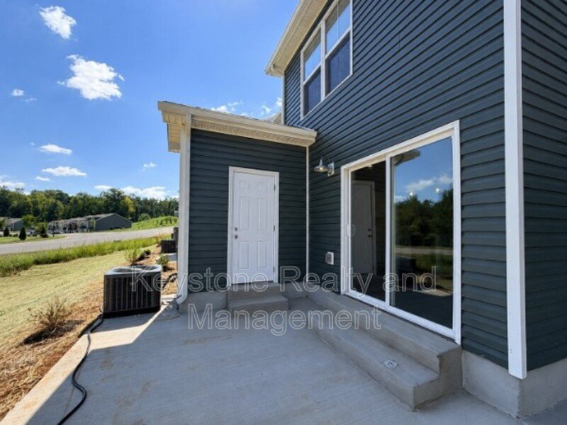 1207 W. Woodland Valley Lane property image