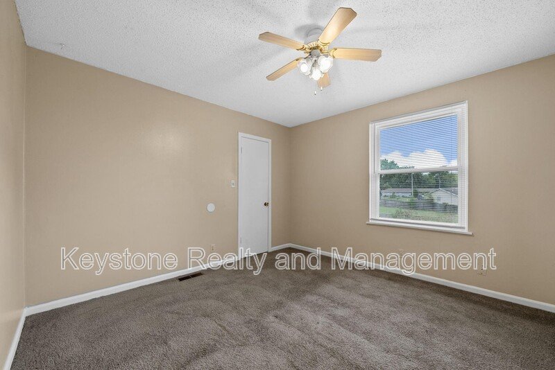 1070 Pembroke Oak Grove Road Unit 26 property image