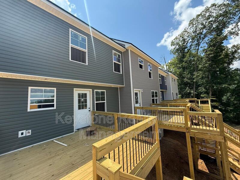 90 Ridge Road Unit B property image