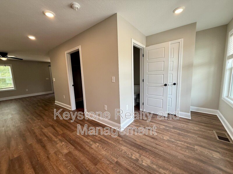 90 Ridge Road Unit B property image