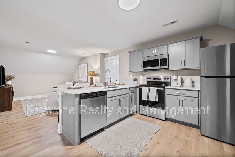 15009 Fort Campbell Blvd property image