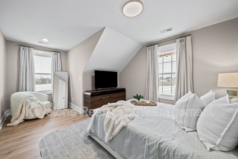 15009 Fort Campbell Blvd property image