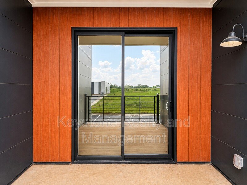 2425 Pea Ridge Road Unit A-403 property image