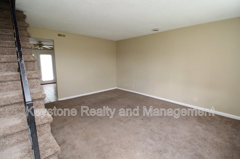 1088 Pembroke Oak Grove Road Unit 21 property image