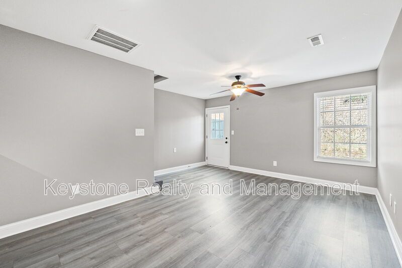 1716 Manning Drive Unit 1 property image