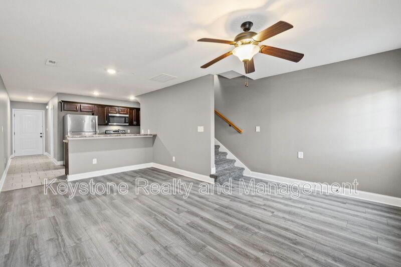 1716 Manning Drive Unit 1 property image