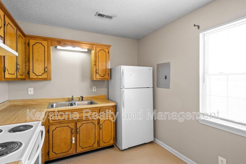 1375 Thompsonville Lane Unit 49 property image
