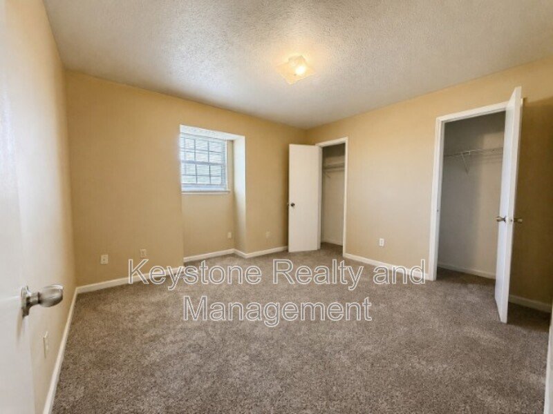 1375 Thompsonville Lane property image
