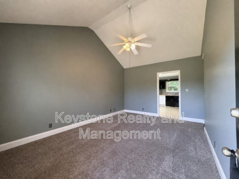 1909 Timberline Circle property image