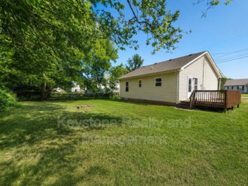 1909 Timberline Circle property image