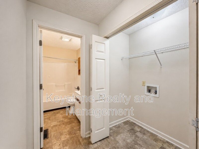 306 Thompsonville Lane Unit 905 property image