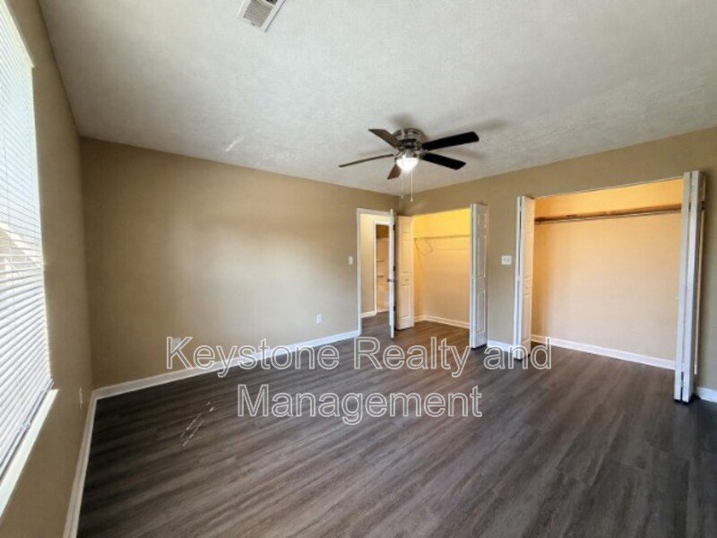 298 Thompsonville Lane Unit 702 property image