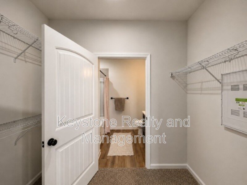 2425 Pea Ridge Road Unit B-205 property image