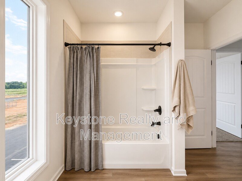 2425 Pea Ridge Road Unit B-201 property image